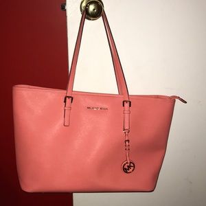 michael kors tote bag